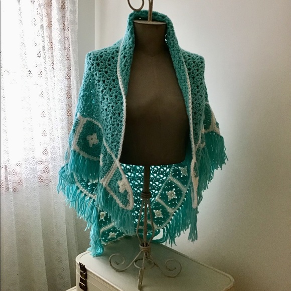 Hand Made Crochet Vintage Shawl Turquoise White - Picture 2 of 5